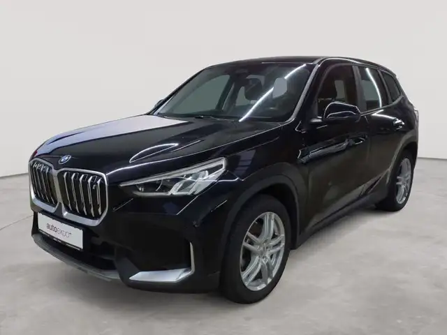 BMW Ix1 view 2