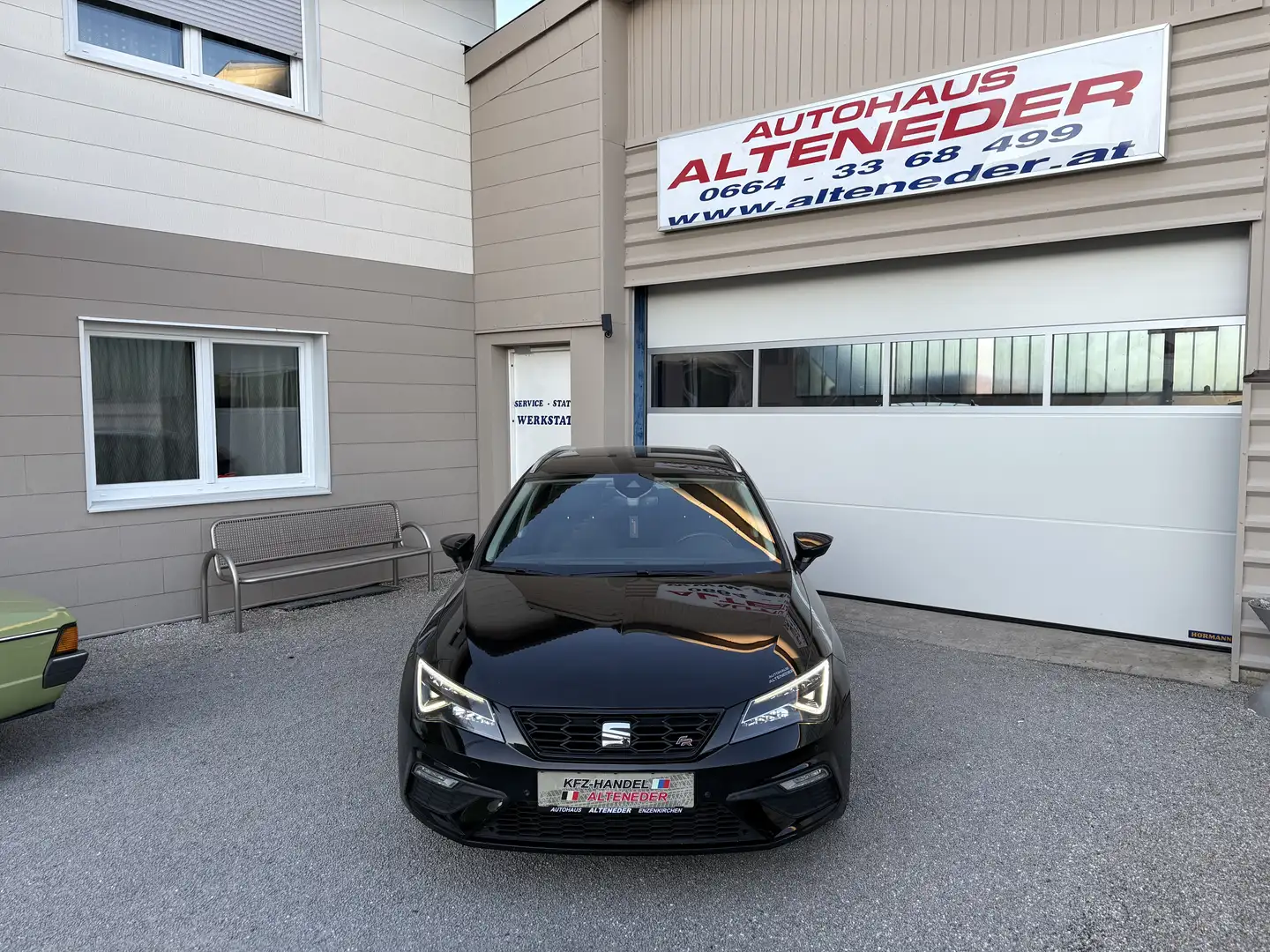SEAT Leon ST FR 1,4 TSI *CARPLAY*NAVI*VOLL-LED*1.BZ* Schwarz - 2