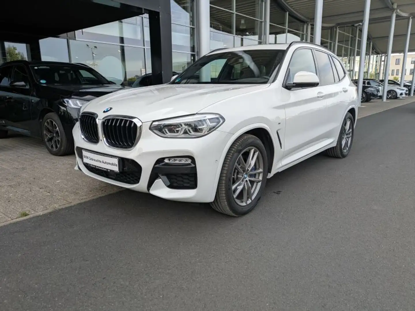 BMW X3 xDrive30d M Sport Navi Prof. HeadUp. Glasdach Weiß - 2