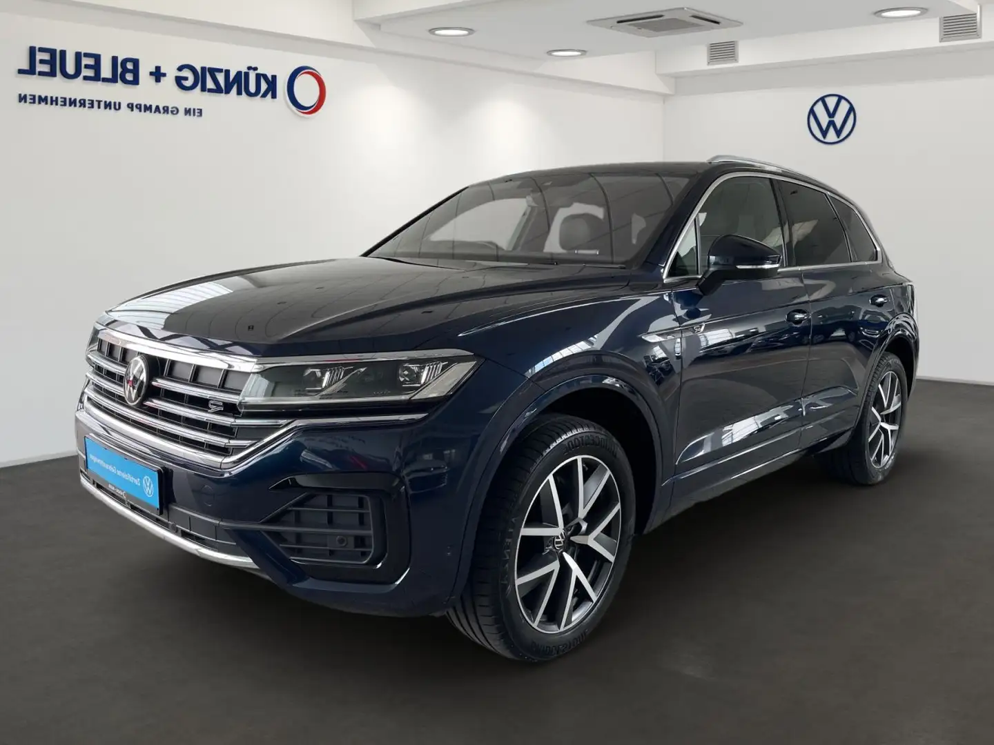 Volkswagen Touareg R-Line 3,0 TDI*DSG*Nav*StHz*360° Kam*Sou Blau - 2