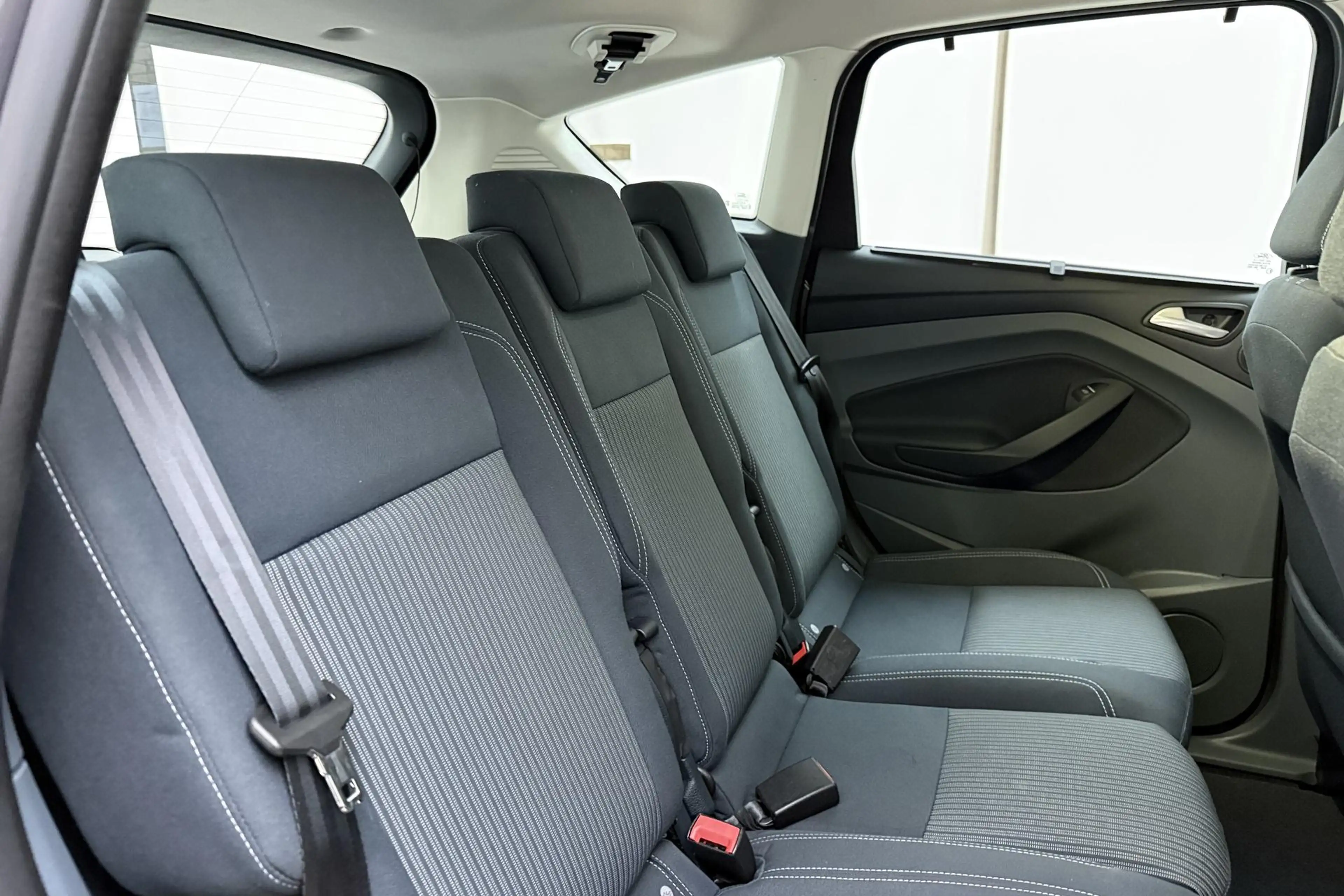 Ford C-Max 1.0 Lease Titanium | Trekhaak | Achteruitrijcamera — photo 14