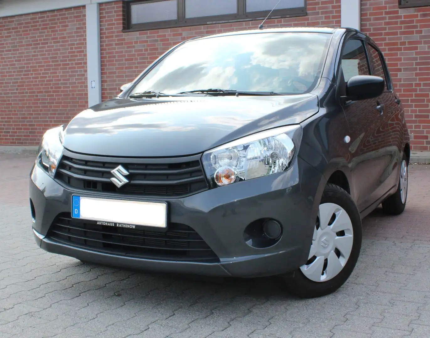 Suzuki Celerio Celerio 1.0 AGSClub Grau - 1