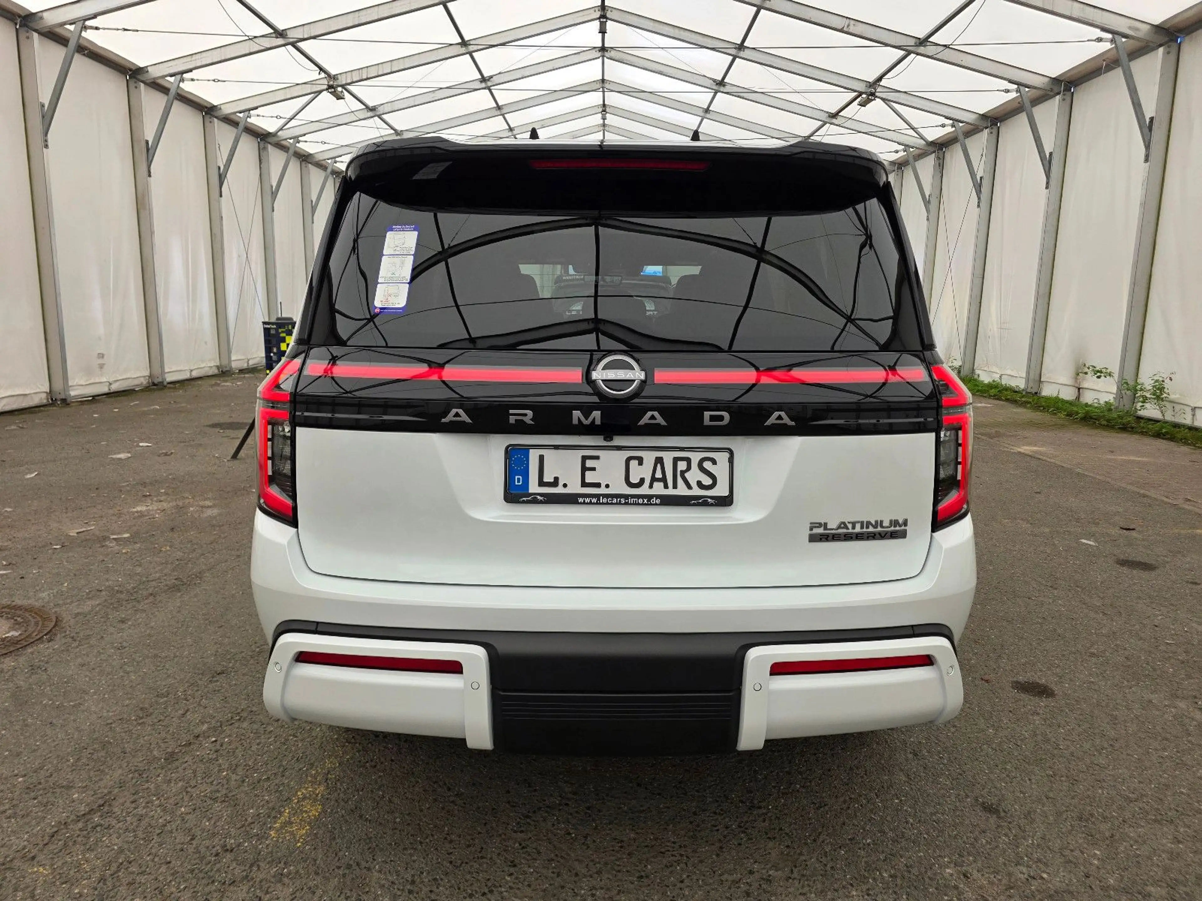 Nissan Patrol Armada PLATINUM RESERVE AT 4x4 T1: 85.000 EURO — photo 6