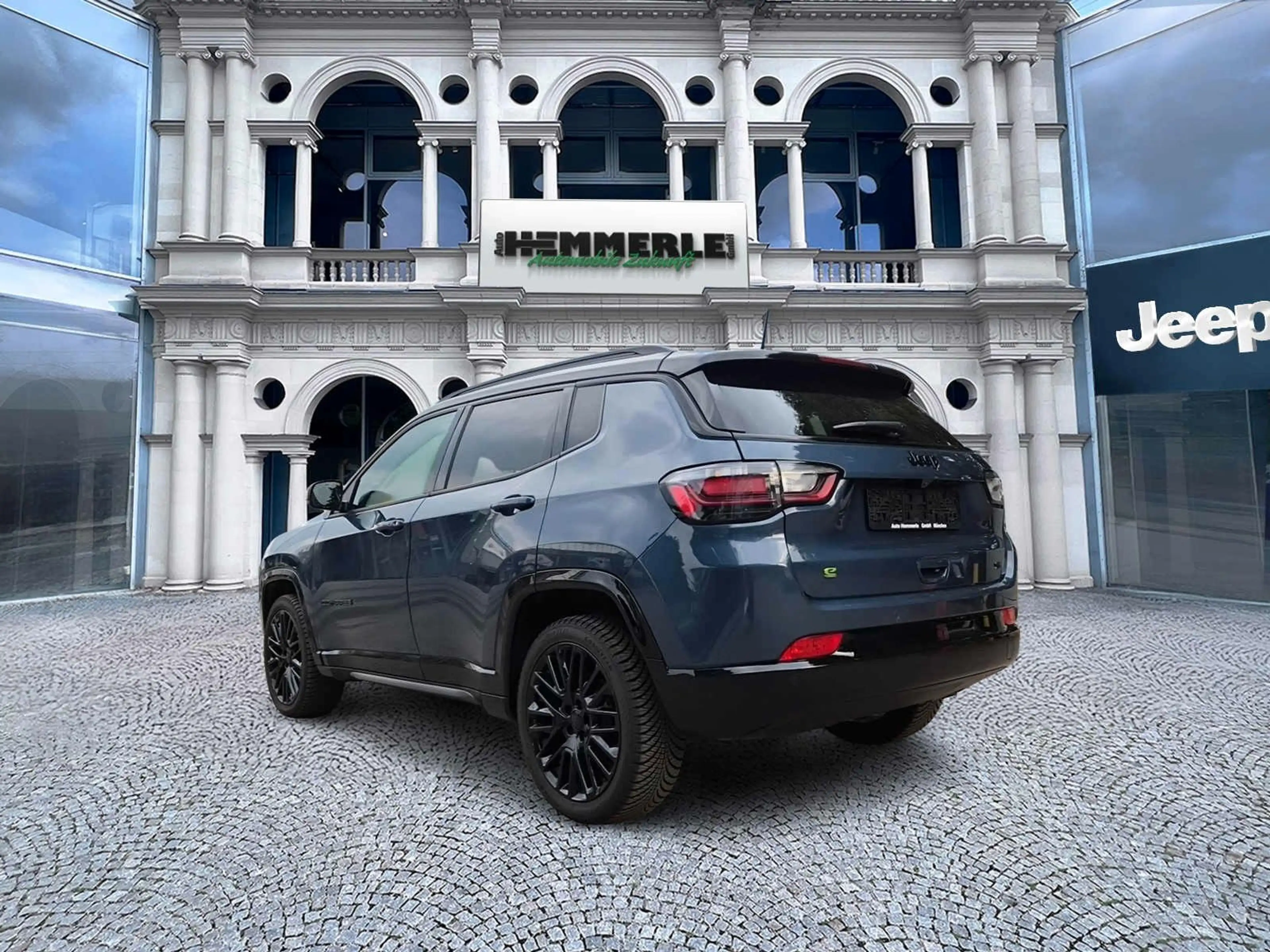 Jeep Compass S Mild-Hybrid FWD — photo 3