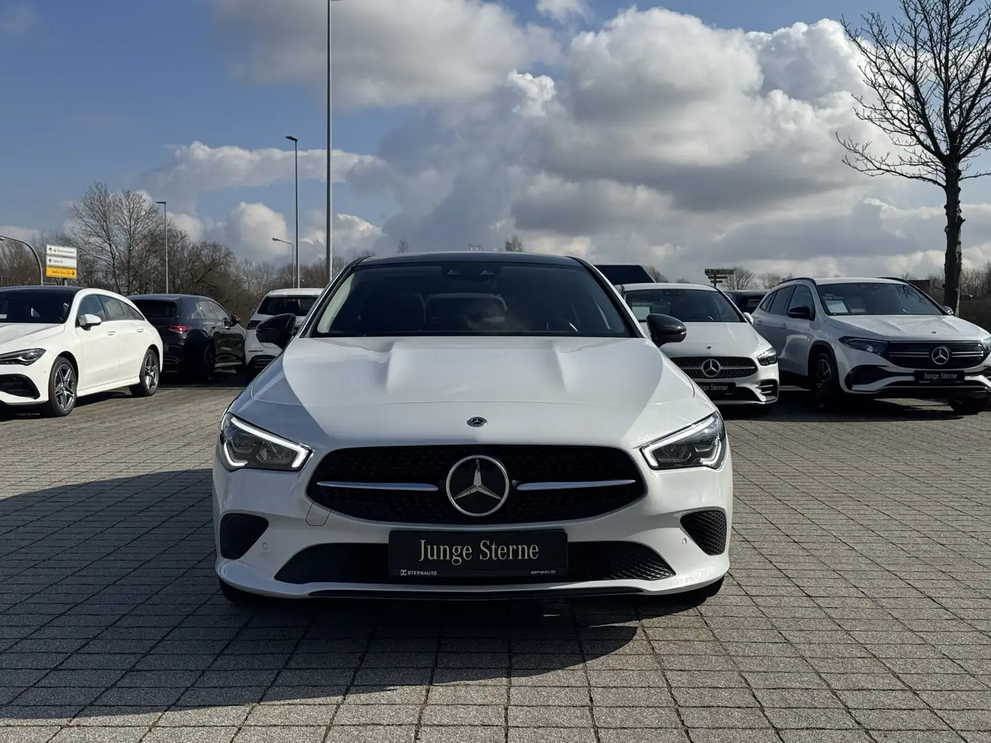Mercedes-Benz CLA 200 CLA 200 SB Progressive Navi Pano Distronic 360° Weiß - 2