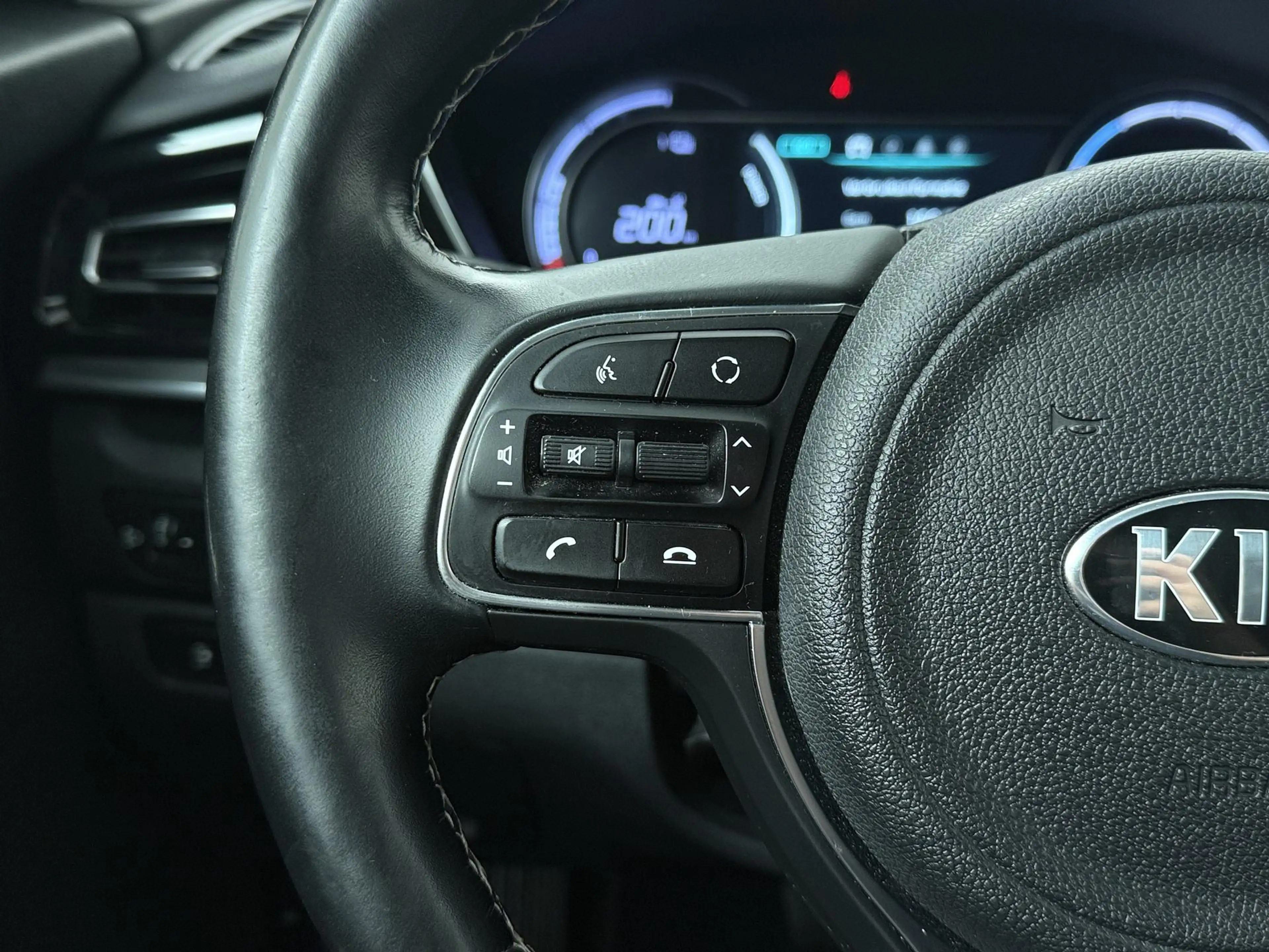 Kia e-Niro DynamicPlusLine 64 kWh | 204 PK | SoH 100% | — photo 7