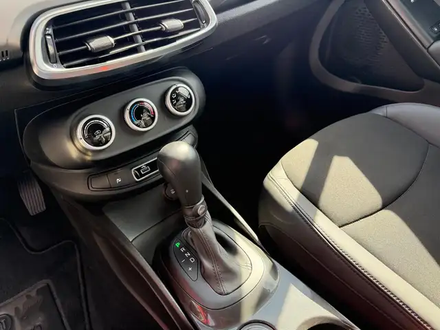 Fiat 500x view 11