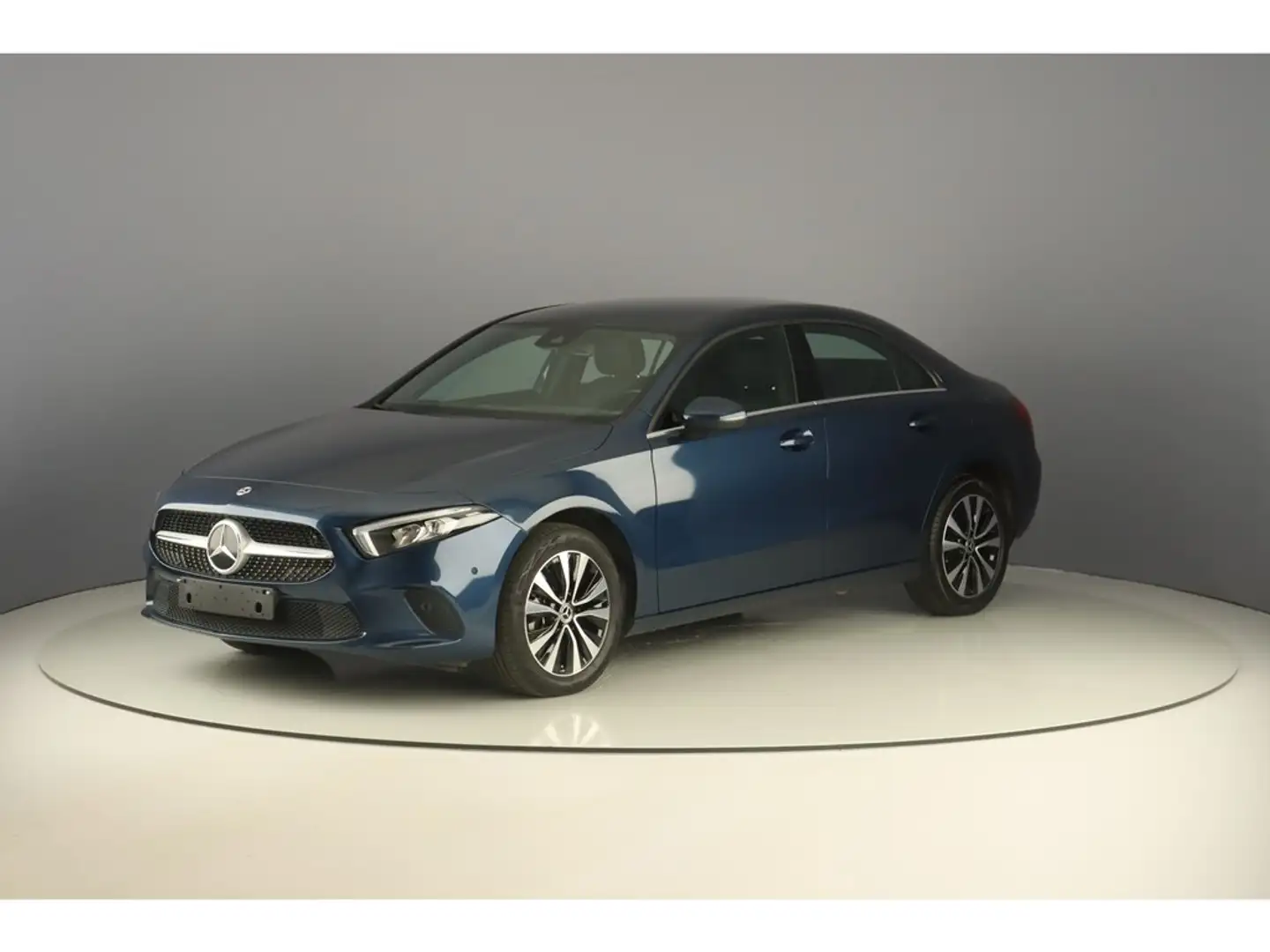 Mercedes-Benz A 250 e 218pk DCT Pack Business Blue - 1
