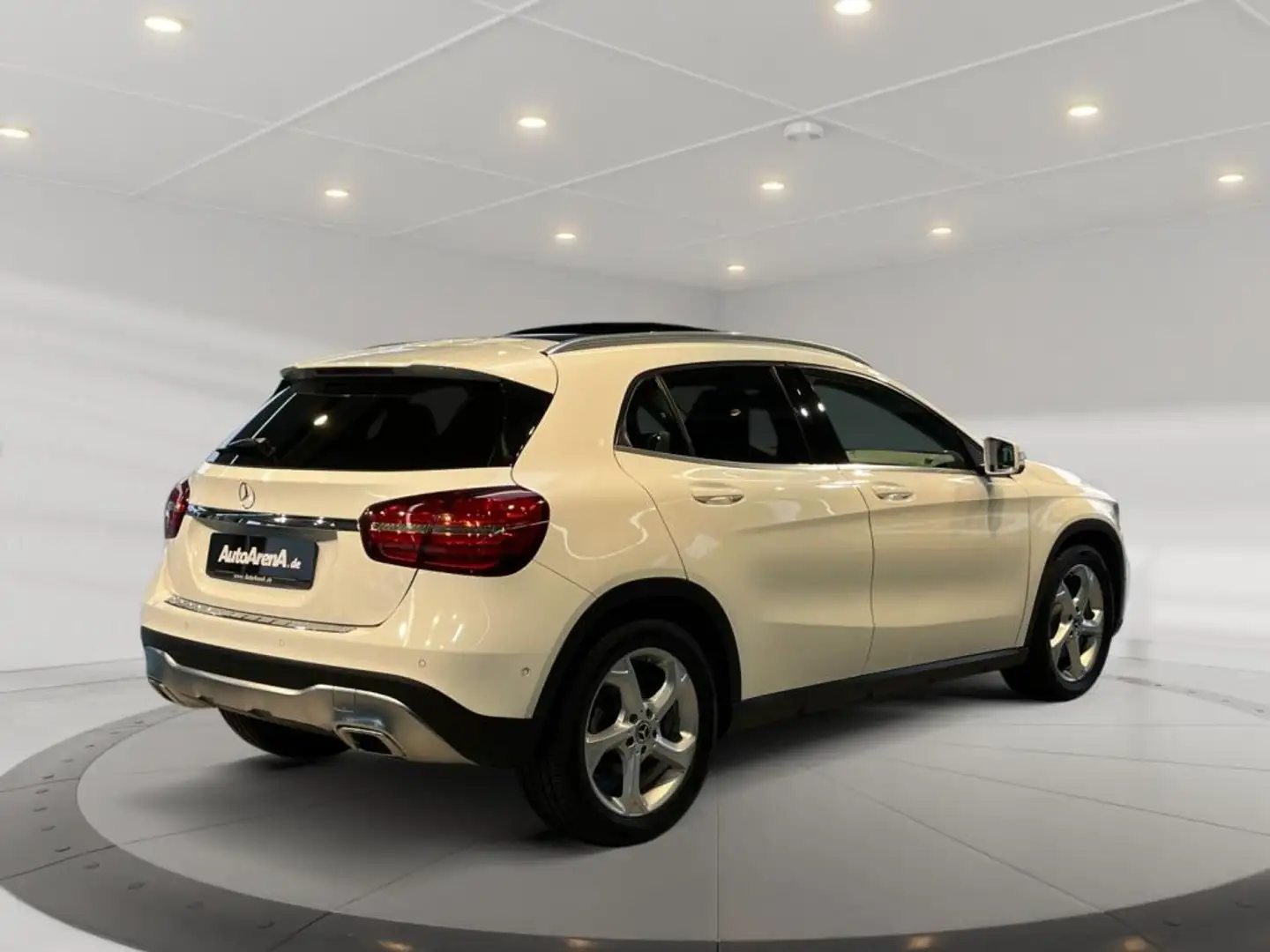 Mercedes-Benz GLA 250 Urban +Navi+Pano+SpurW+PDC+LED+Ambiente Biały - 2
