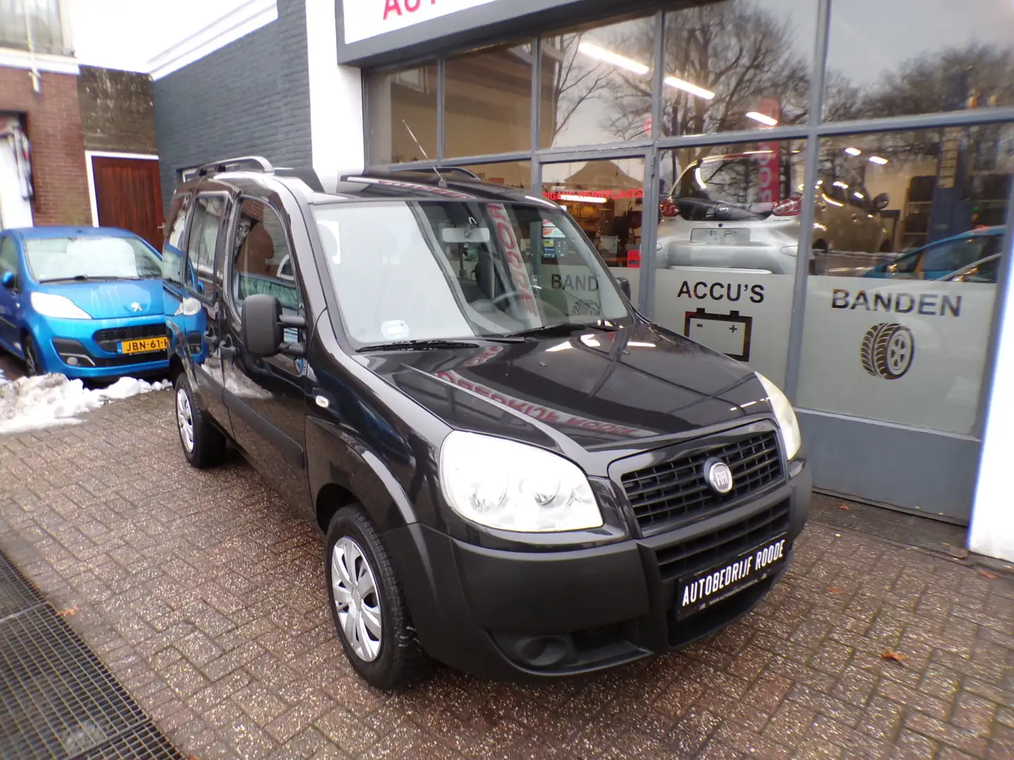 Fiat Doblo 1.4 Active 2 SCHUIFDEUREN,TREKHAAK,NIEUWE APK !! Schwarz - 2