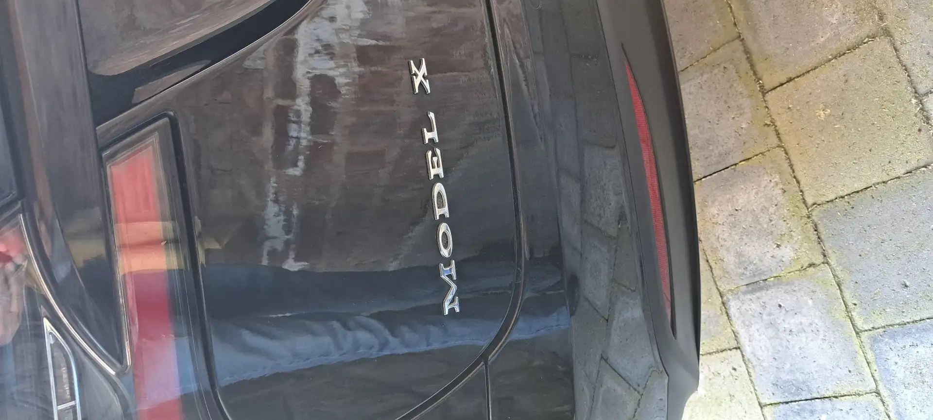 Tesla Model X 90 kWh Dual Motor Performance - 2