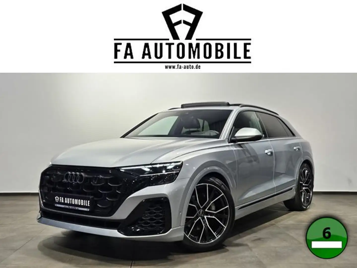 Audi Q8 55 TFSI Q. S Line Black Pano Matrix HuD 22" Silber - 1