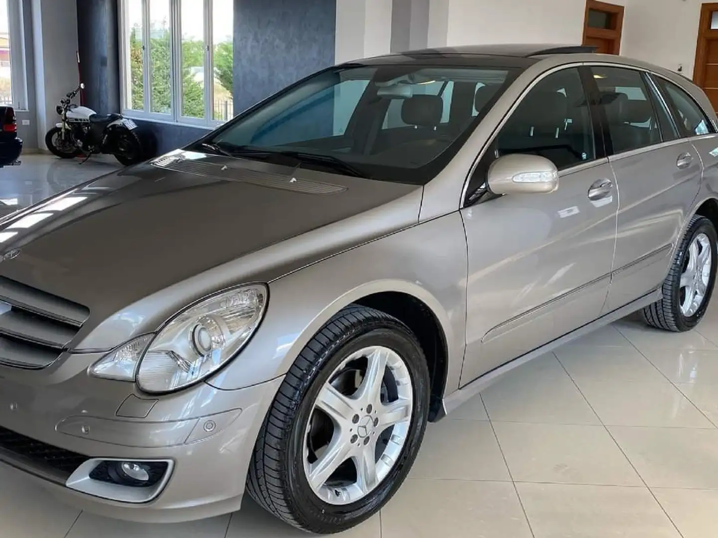 Mercedes-Benz R 320 cdi V6 Sport Grey - 1