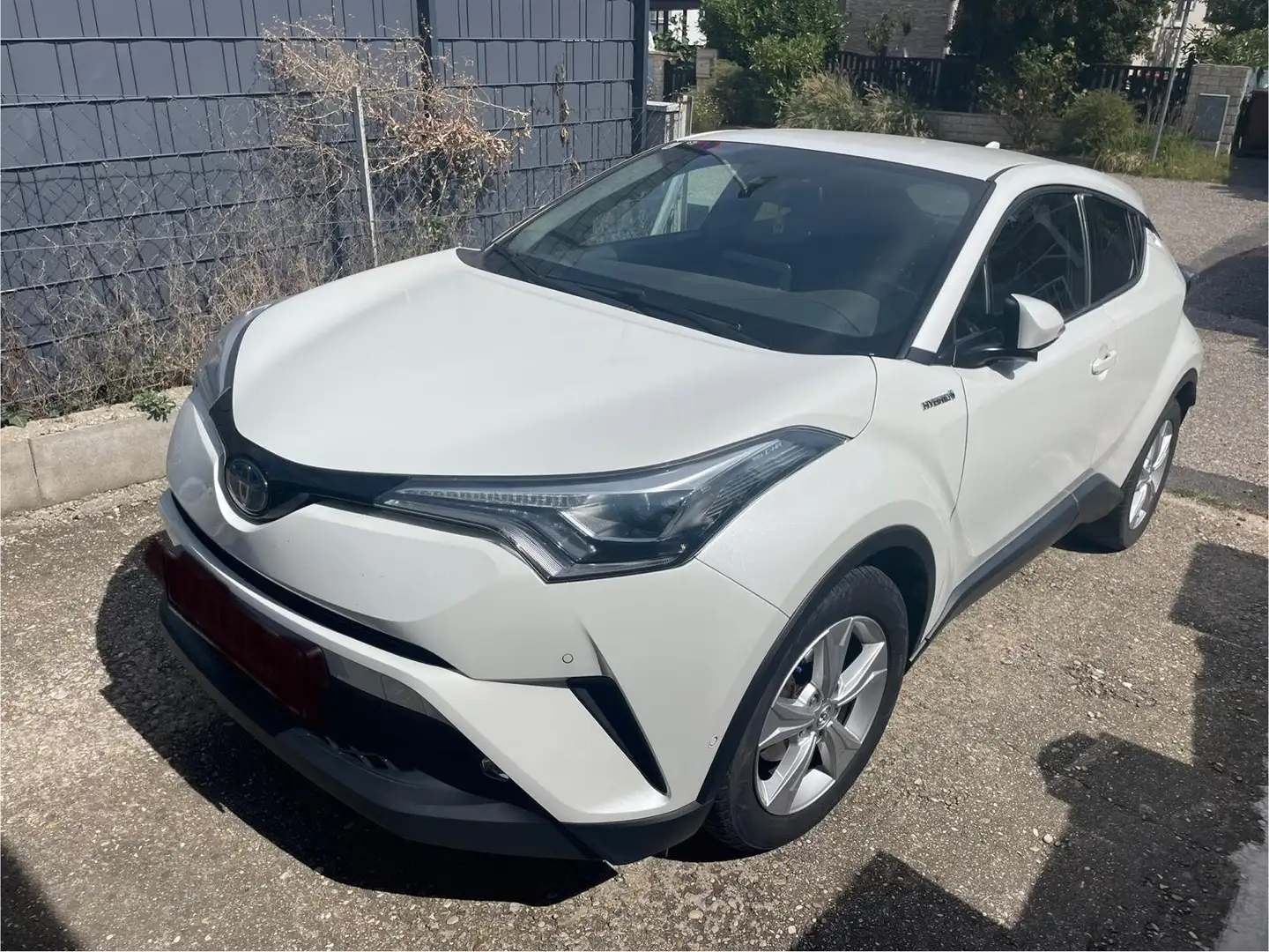 Toyota C-HR C-HR 1,8 Hybrid C-HIC CVT C-HIC Weiß - 1