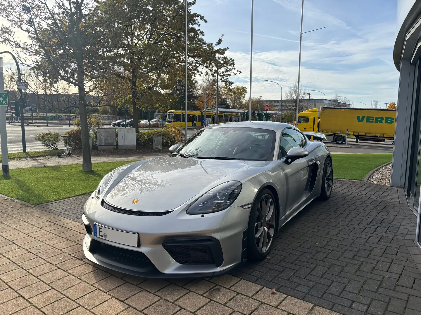 Porsche 718 Cayman GT4 (718) Argintiu - 1