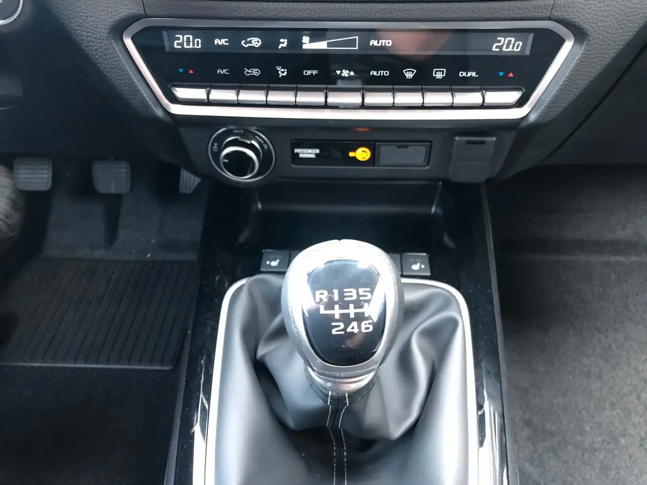 Isuzu D-Max 2024 — фото 19