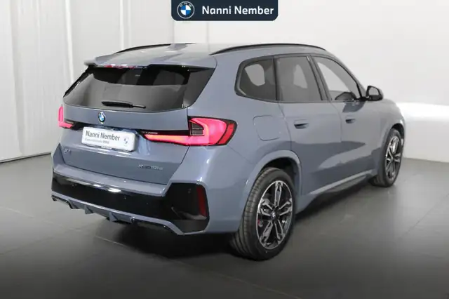 BMW X1 view 3