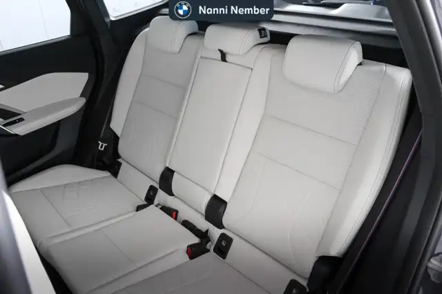 BMW X1 view 14