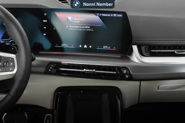 BMW X1 view 11