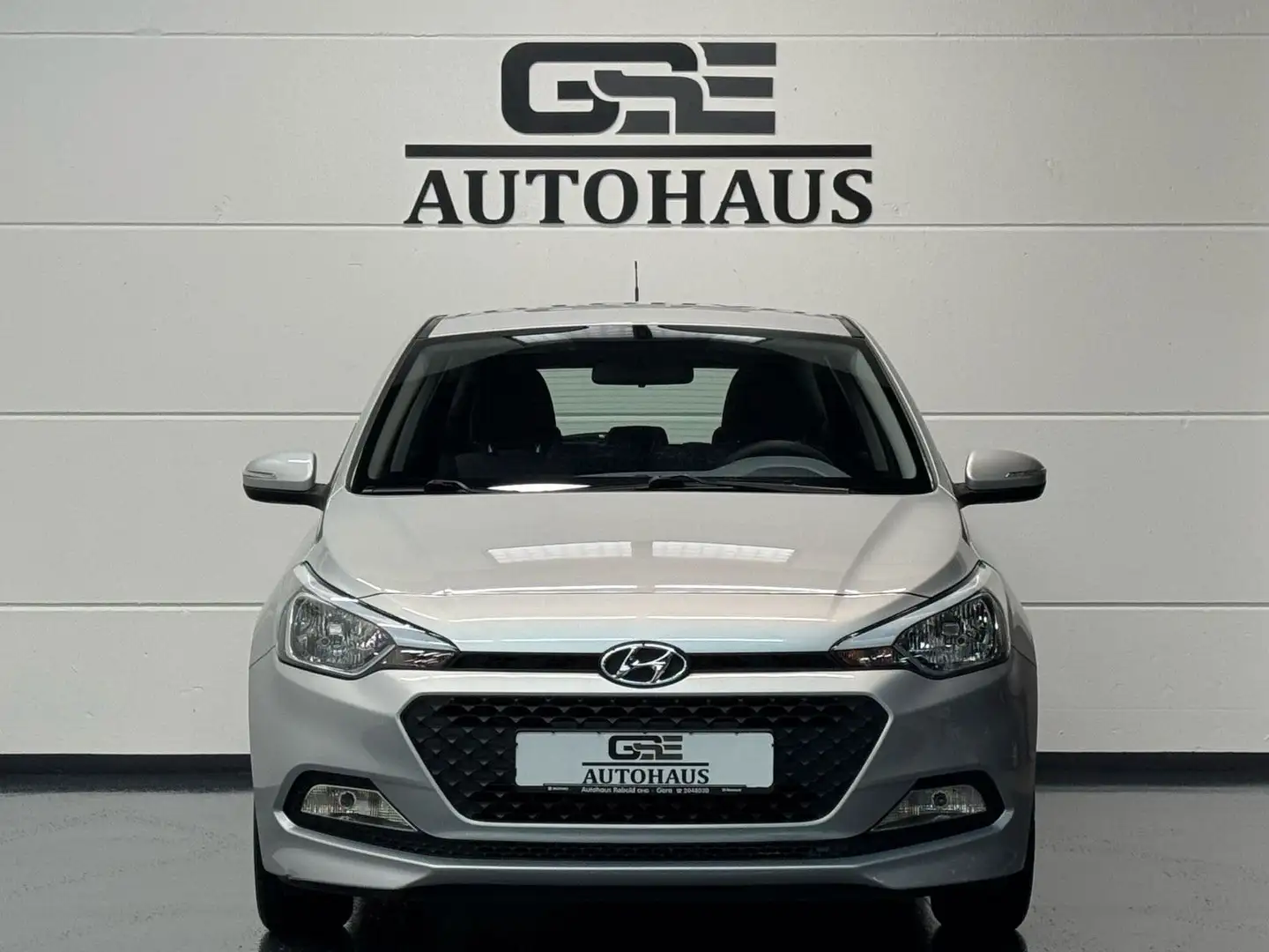 Hyundai i20 Classic*Navi*Kamera*Pdc*Klima Argent - 2