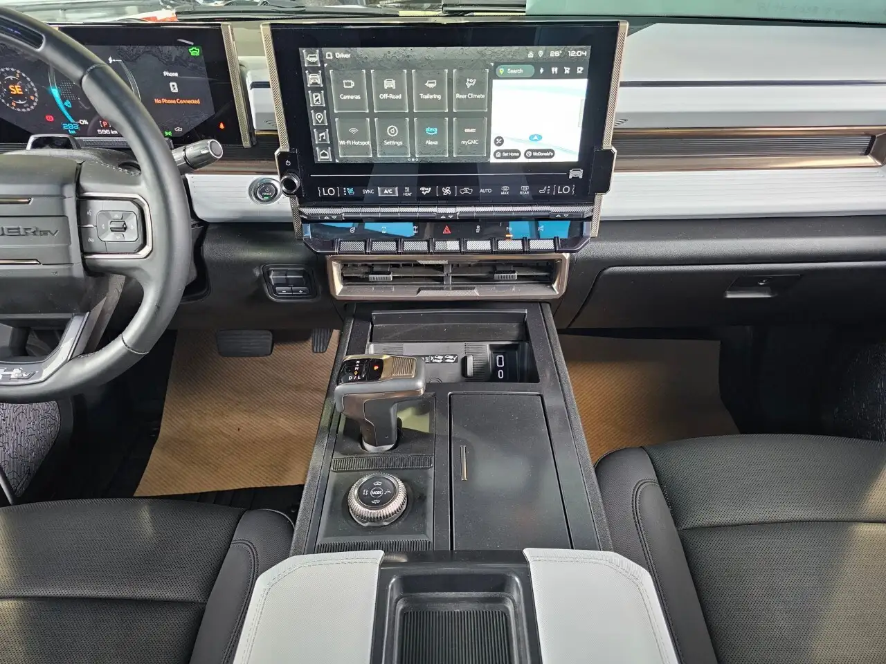 GMC HUMMER EV Pickup photo GMC HUMMER EV Pickup