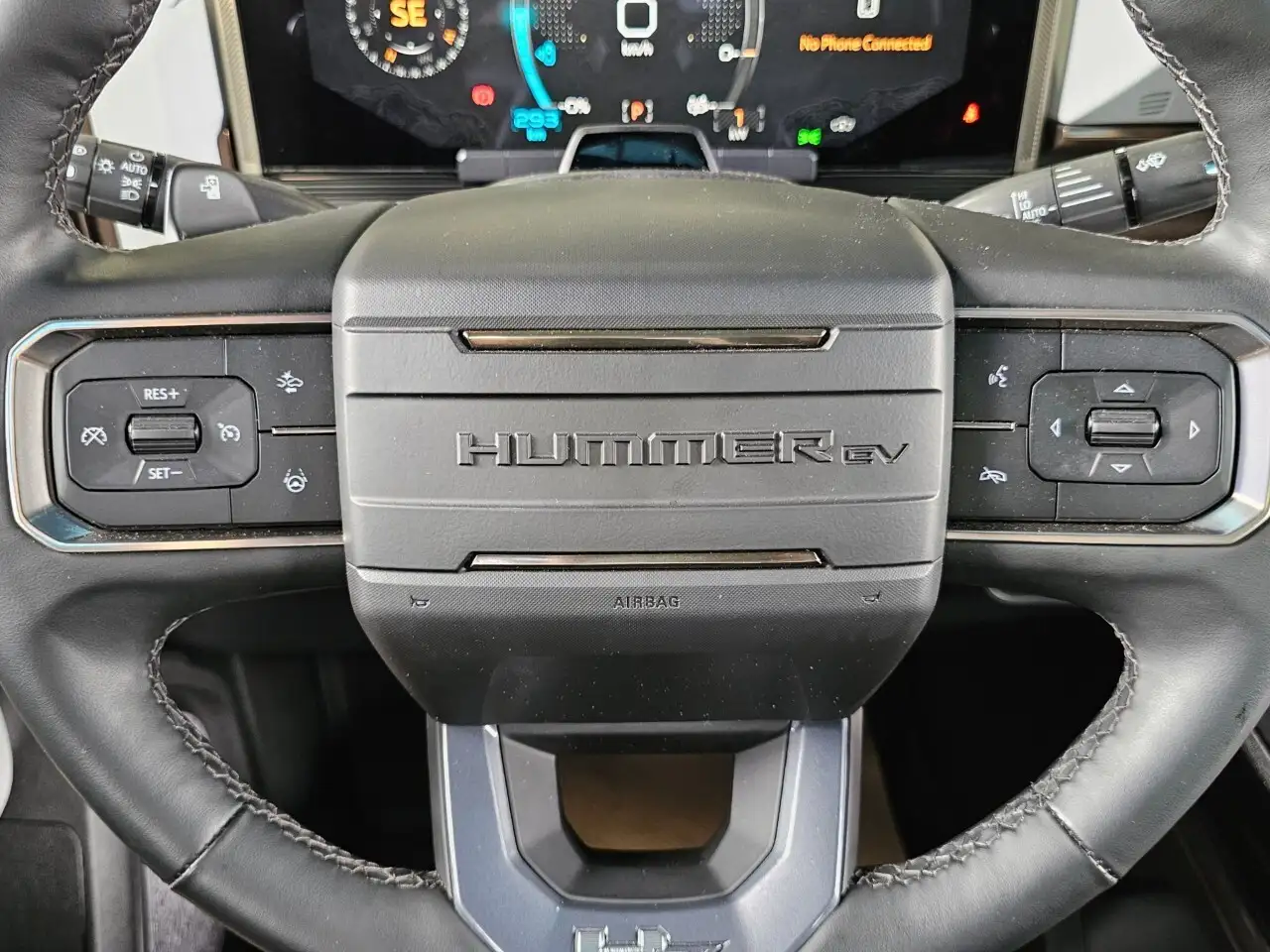 GMC HUMMER EV Pickup photo GMC HUMMER EV Pickup