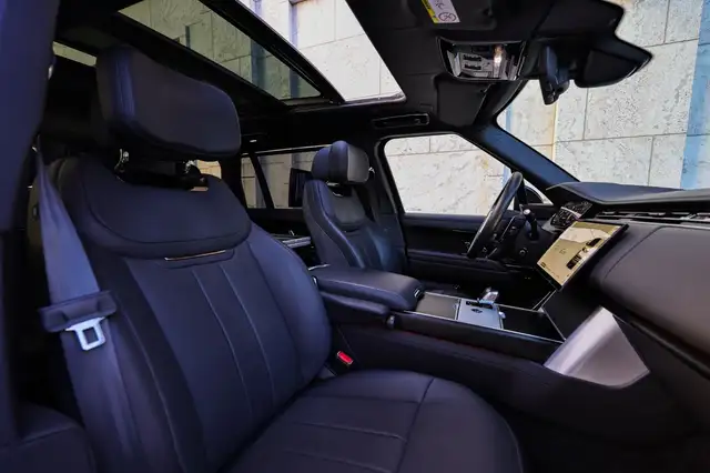 Land Rover Range Rover view 12