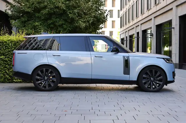 Land Rover Range Rover view 6