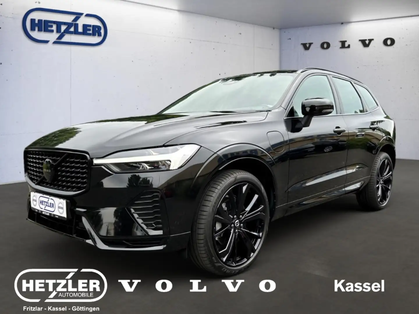 Volvo XC60 Plus Black Edition Recharge Plug-In Hybrid AWD T6 Schwarz - 1