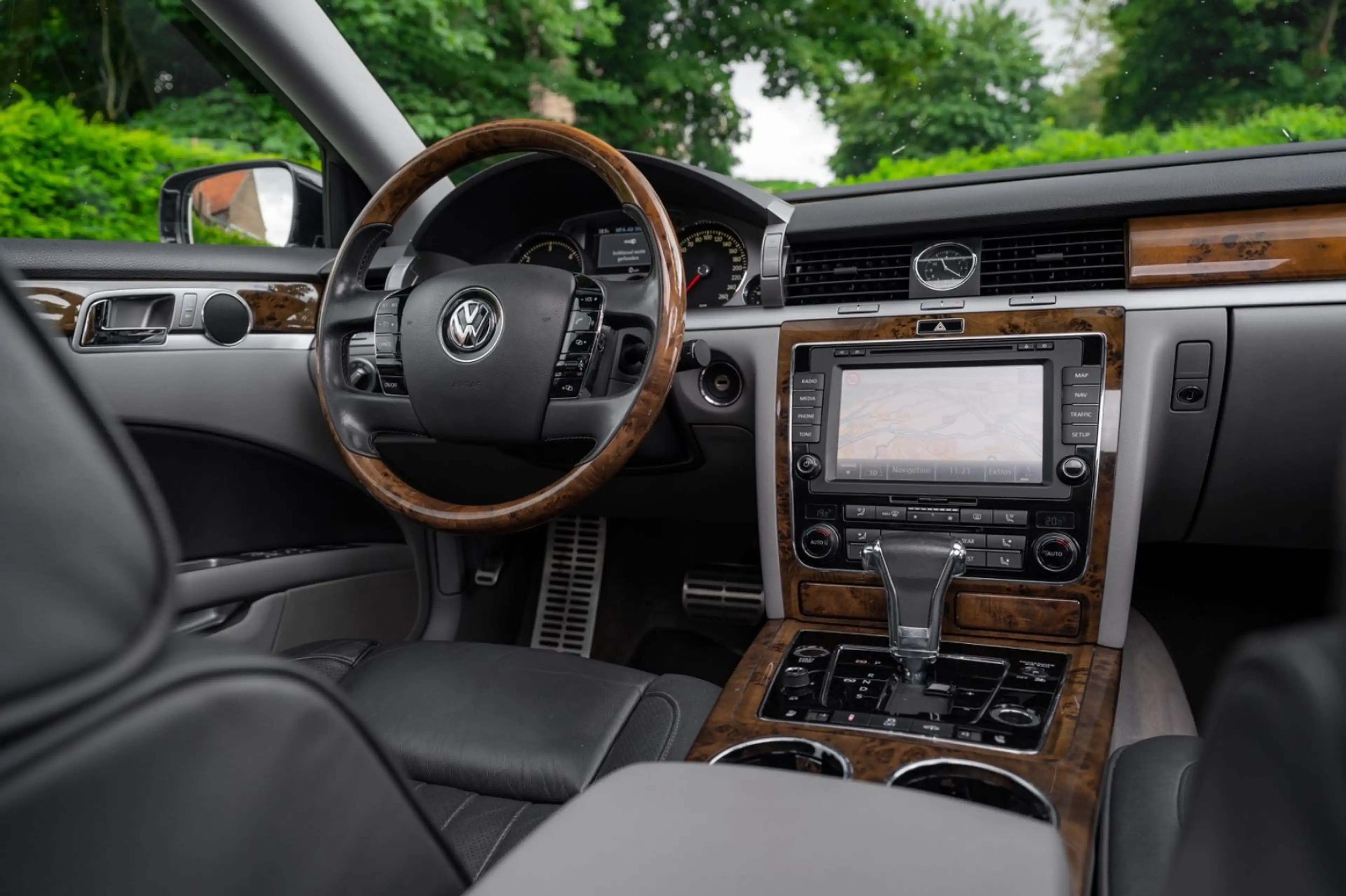 Volkswagen Phaeton V6 TDI 5-Sitzer 4Motion lang | VW Scheck — photo 11