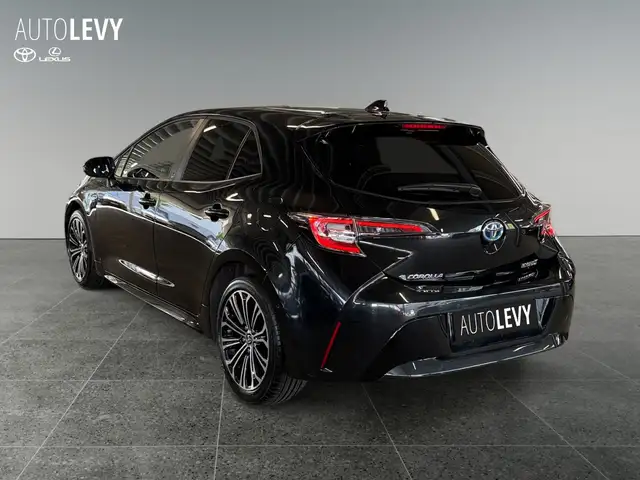 Toyota Corolla view 4