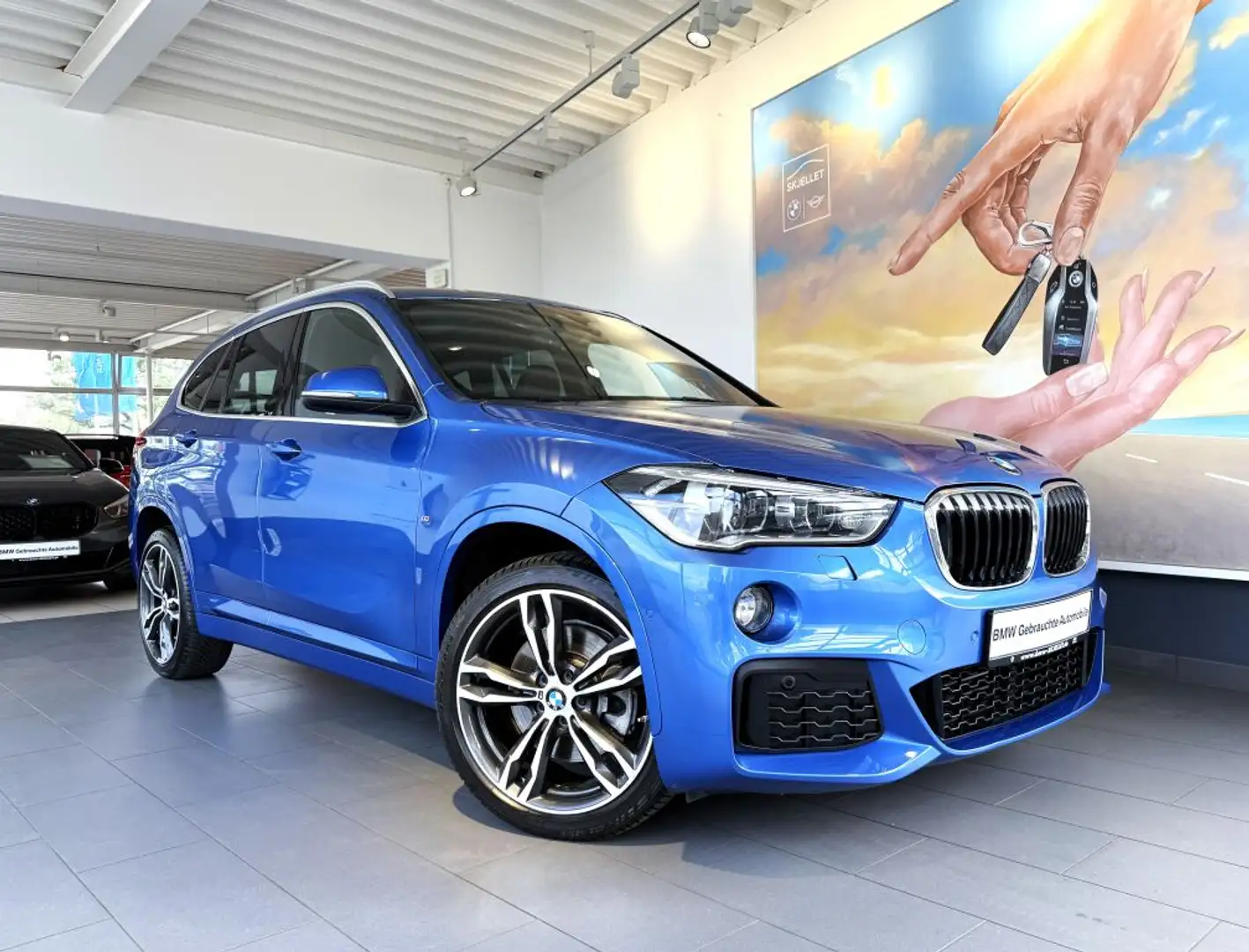 BMW X1 xDr.25i M SPORT PANO+ACC+KOMF+KAM+LEDer+NAVpl Bleu - 2