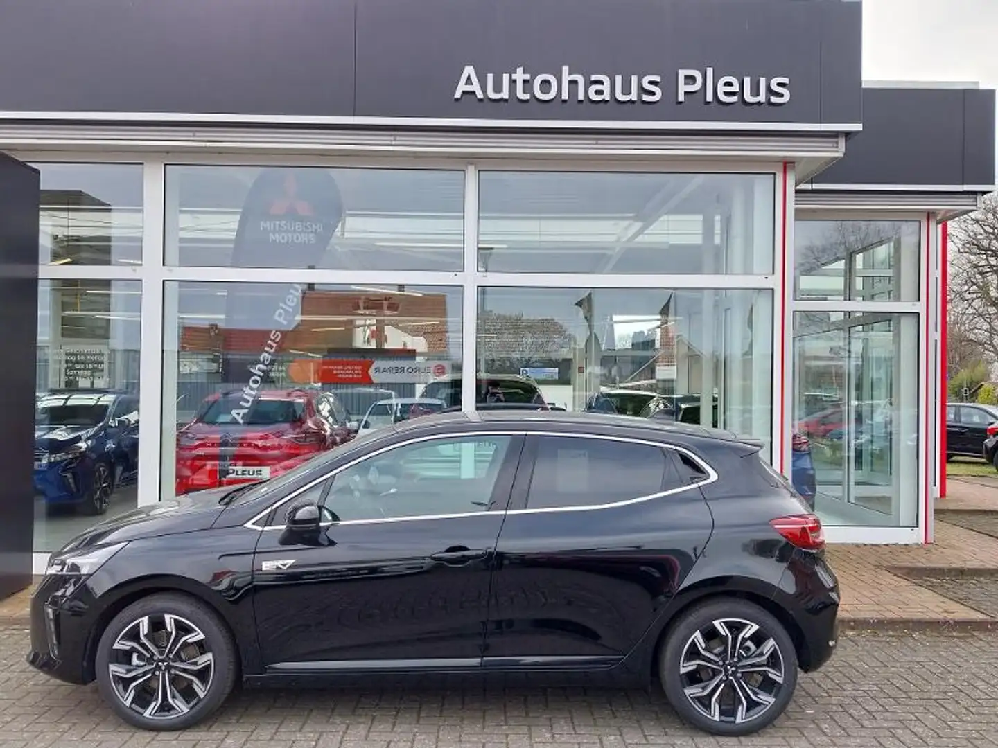 Mitsubishi Colt EDITION 1.6 Hybrid Zwart - 1