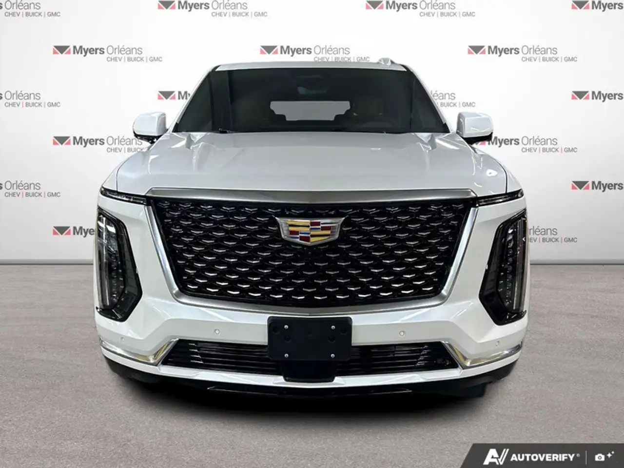Cadillac Escalade снимка Cadillac Escalade