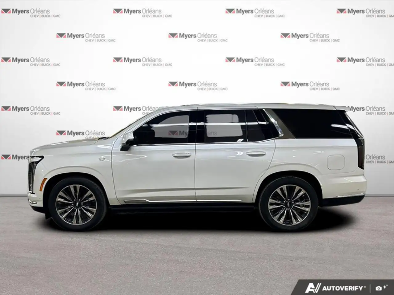 Cadillac Escalade снимка Cadillac Escalade