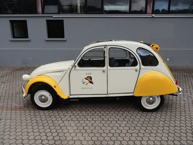 Citroen 2CV 6 Charleston
