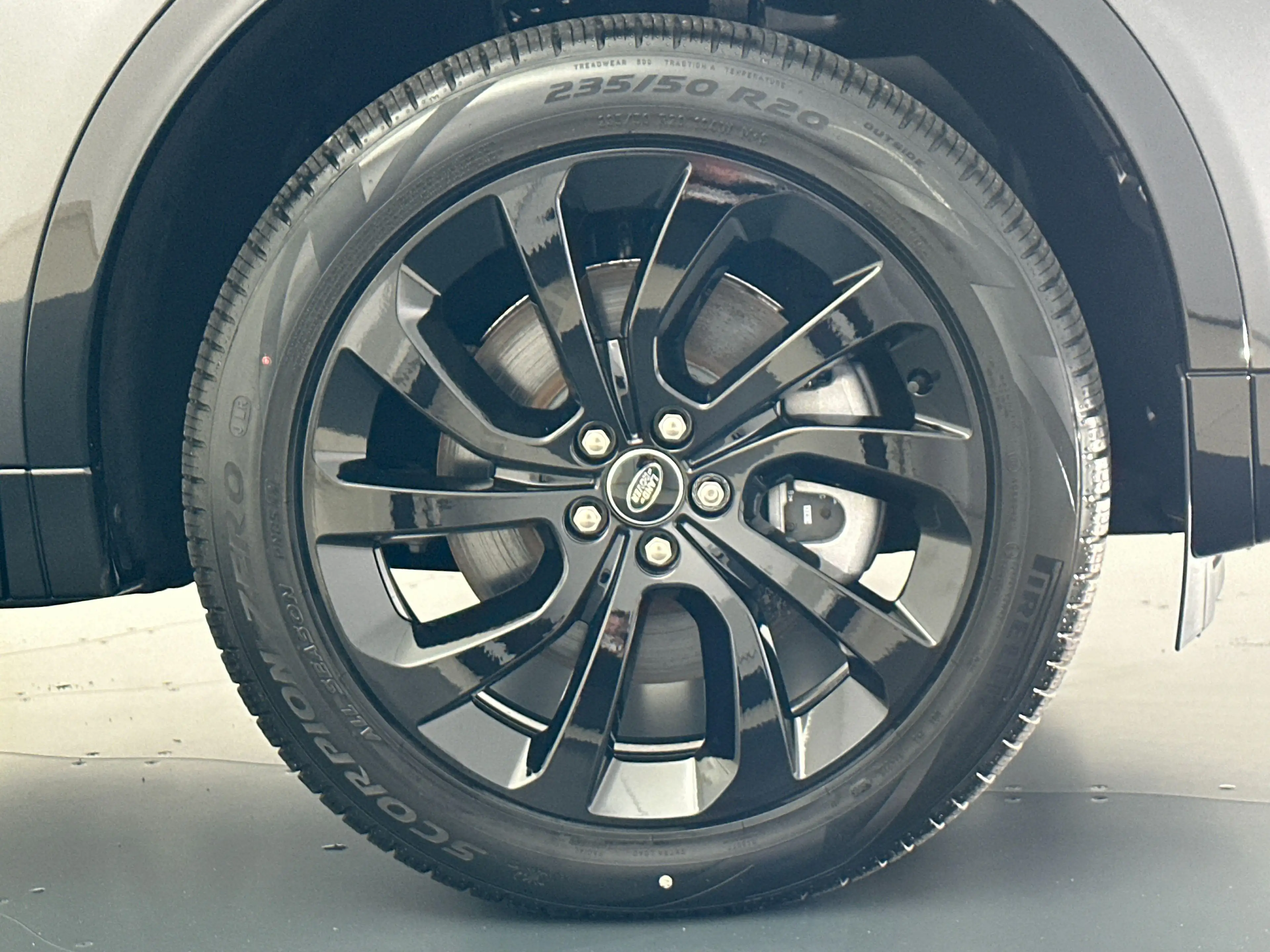 Land Rover Discovery Sport P270e Dynamic SE AWD Auto. 25.5MY — photo 9