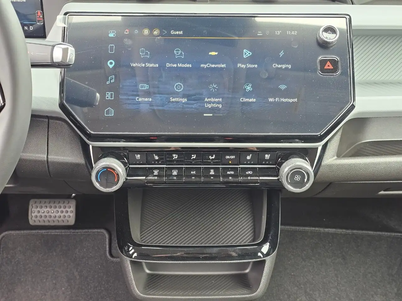 Chevrolet Bolt снимка Chevrolet Bolt