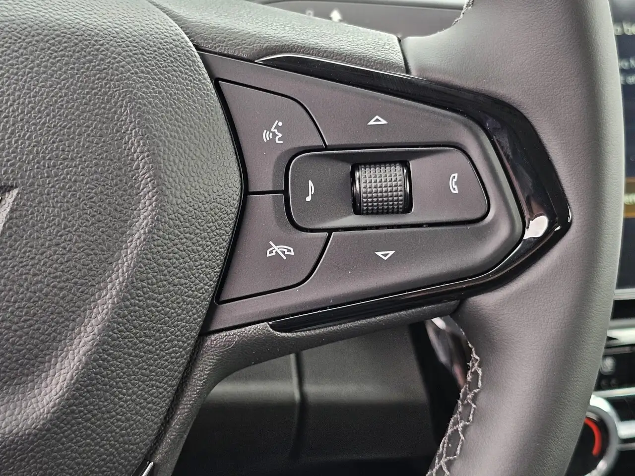 Chevrolet Bolt снимка Chevrolet Bolt