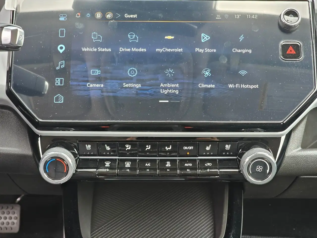 Chevrolet Bolt снимка Chevrolet Bolt