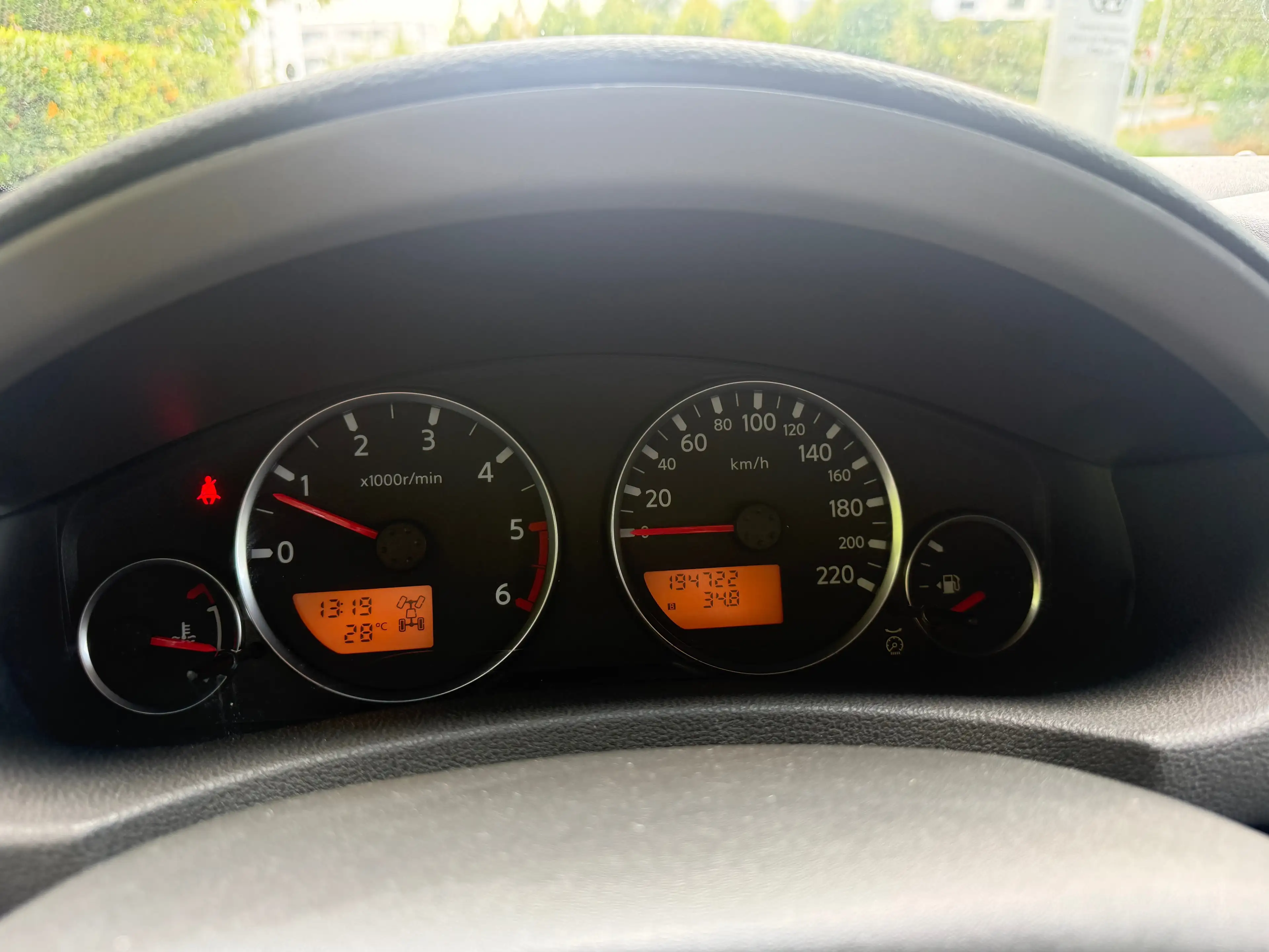 Nissan Pathfinder 2,5 dCi XE Plus — photo 15