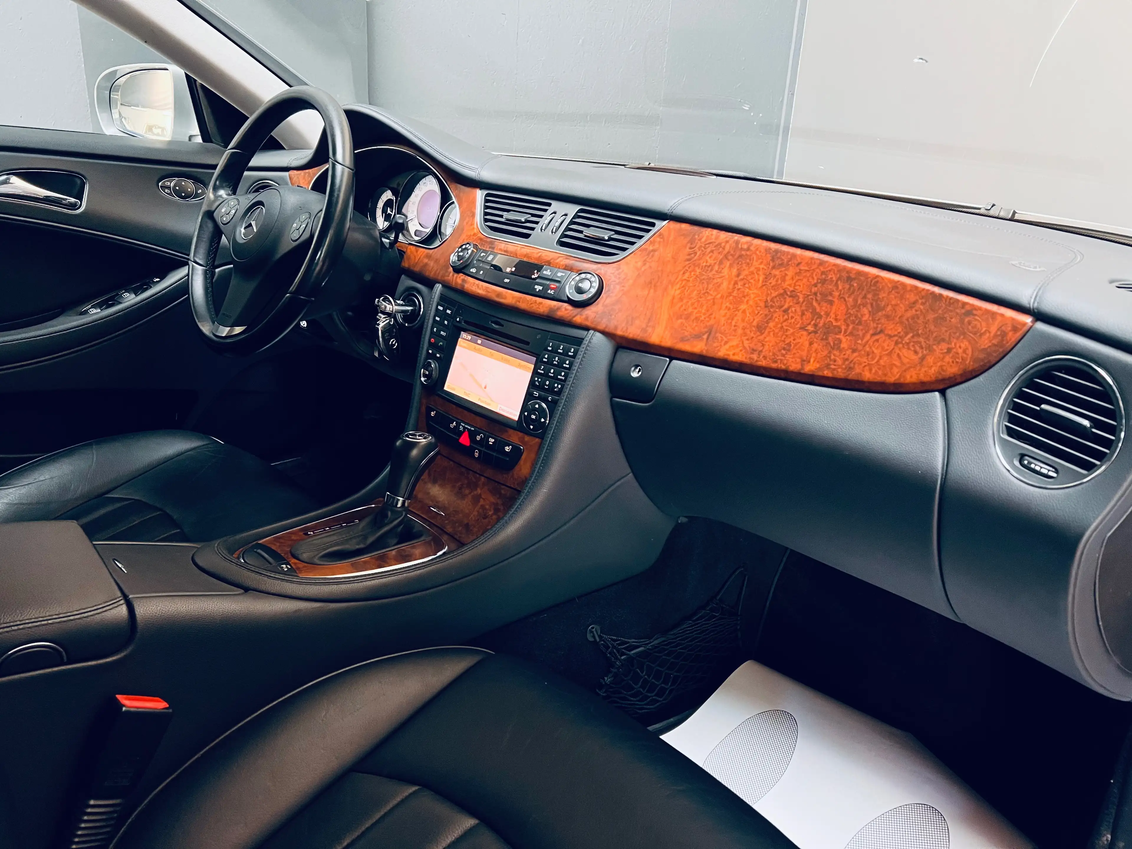 Mercedes-Benz CLS 350 CDI **AUTOMATIQUE**GPS** — photo 9