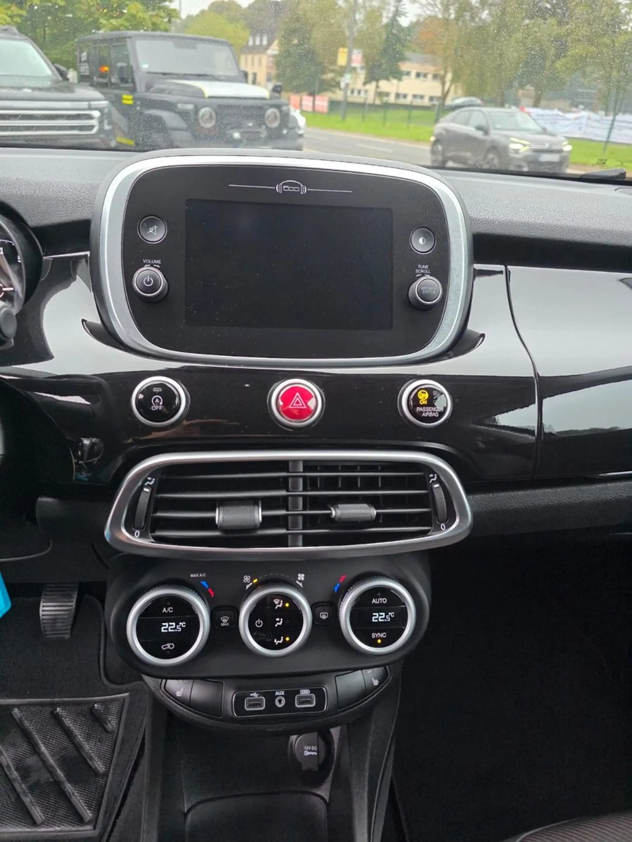 Fiat 500X 2HAND PDC SHZ KLIMA — photo 15