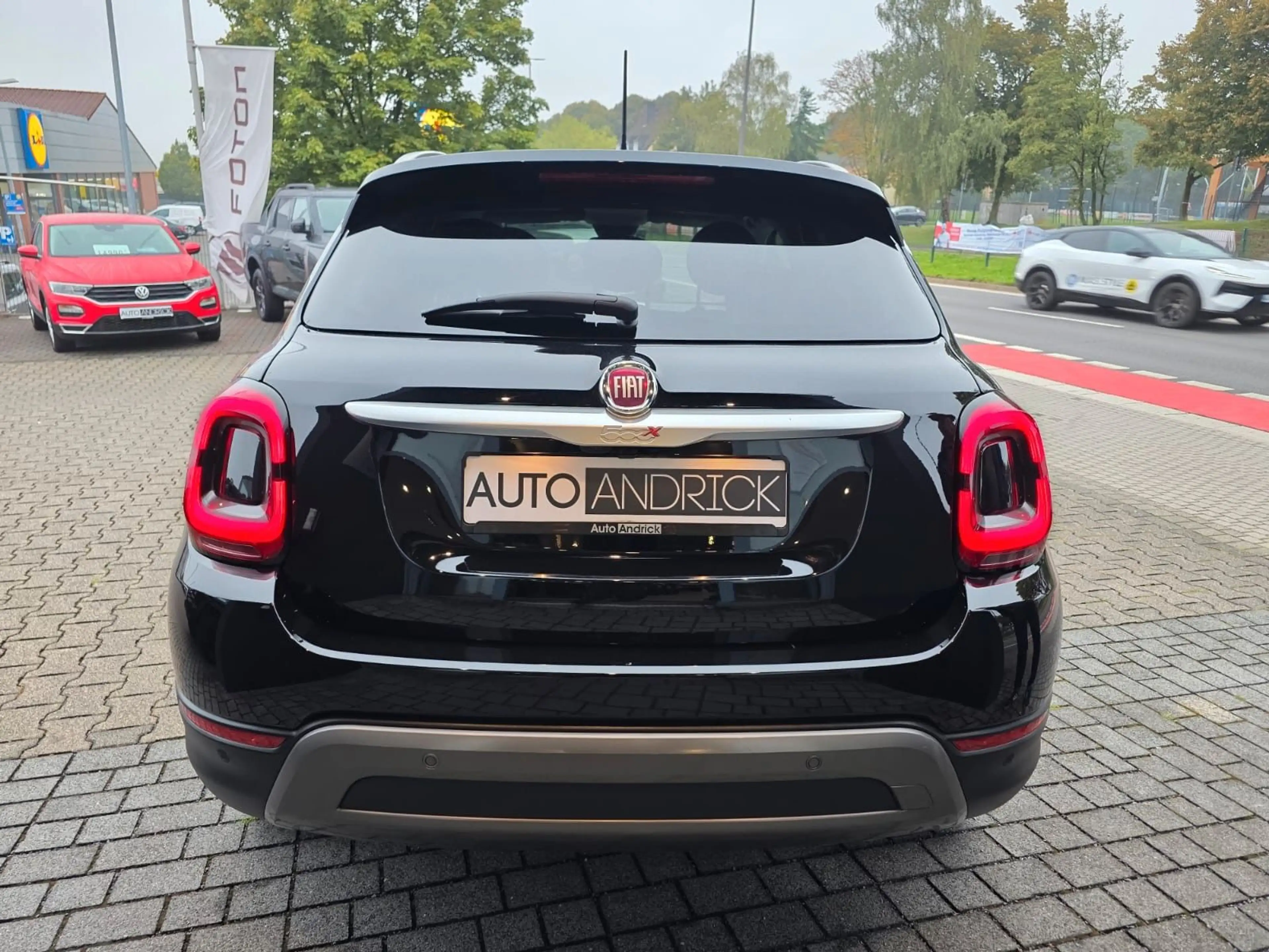 Fiat 500X 2HAND PDC SHZ KLIMA — photo 6