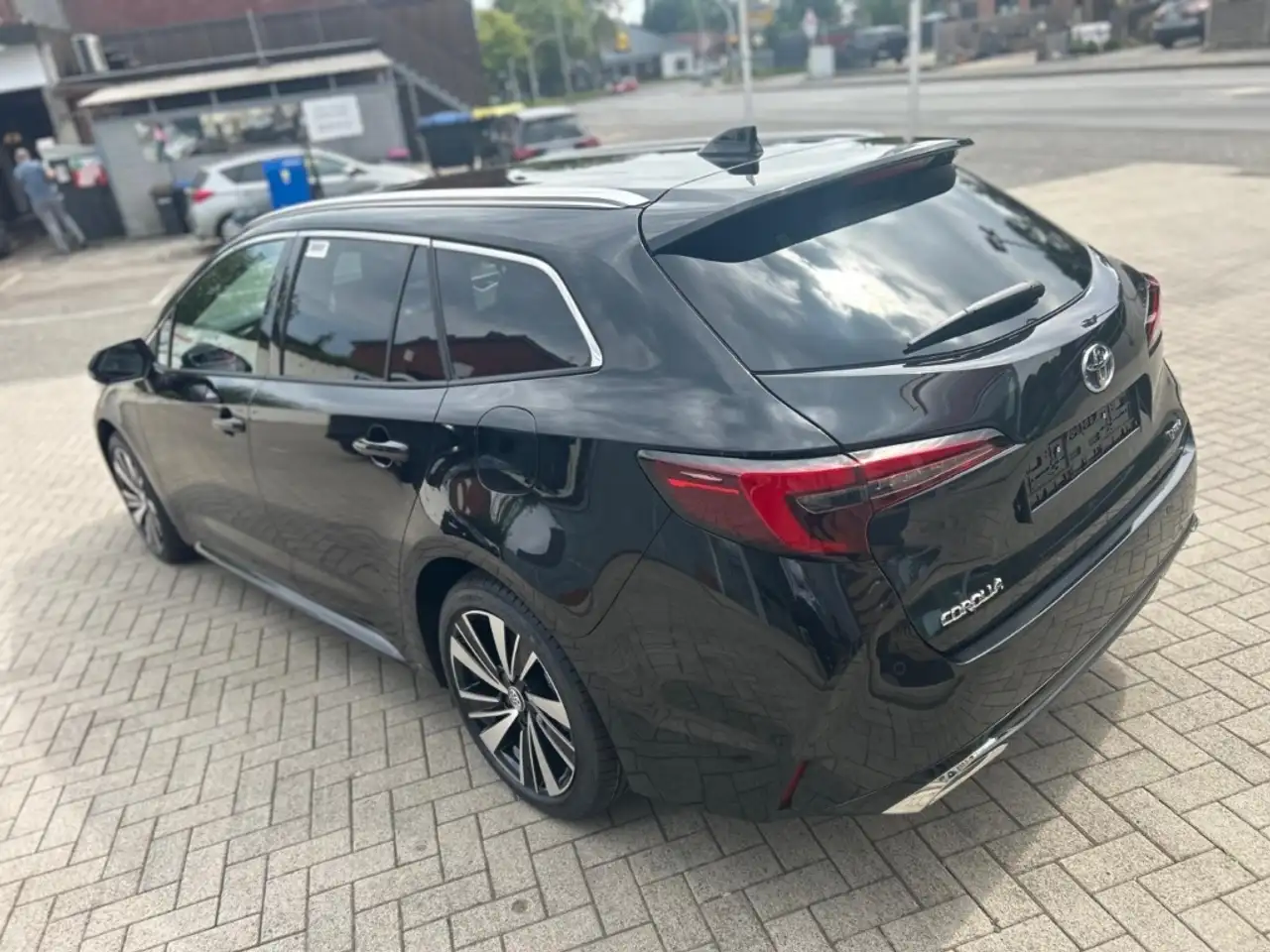 Toyota Corolla 2,0l Hybrid TS Teamplayer ACC Navi SHZ LED RFK ACP 5