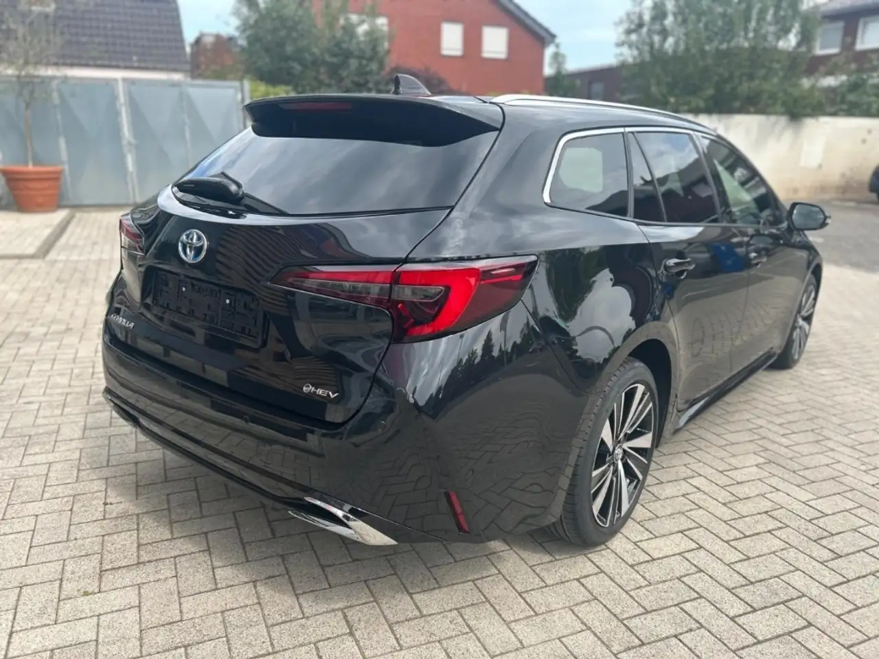 Toyota Corolla 2,0l Hybrid TS Teamplayer ACC Navi SHZ LED RFK ACP 3