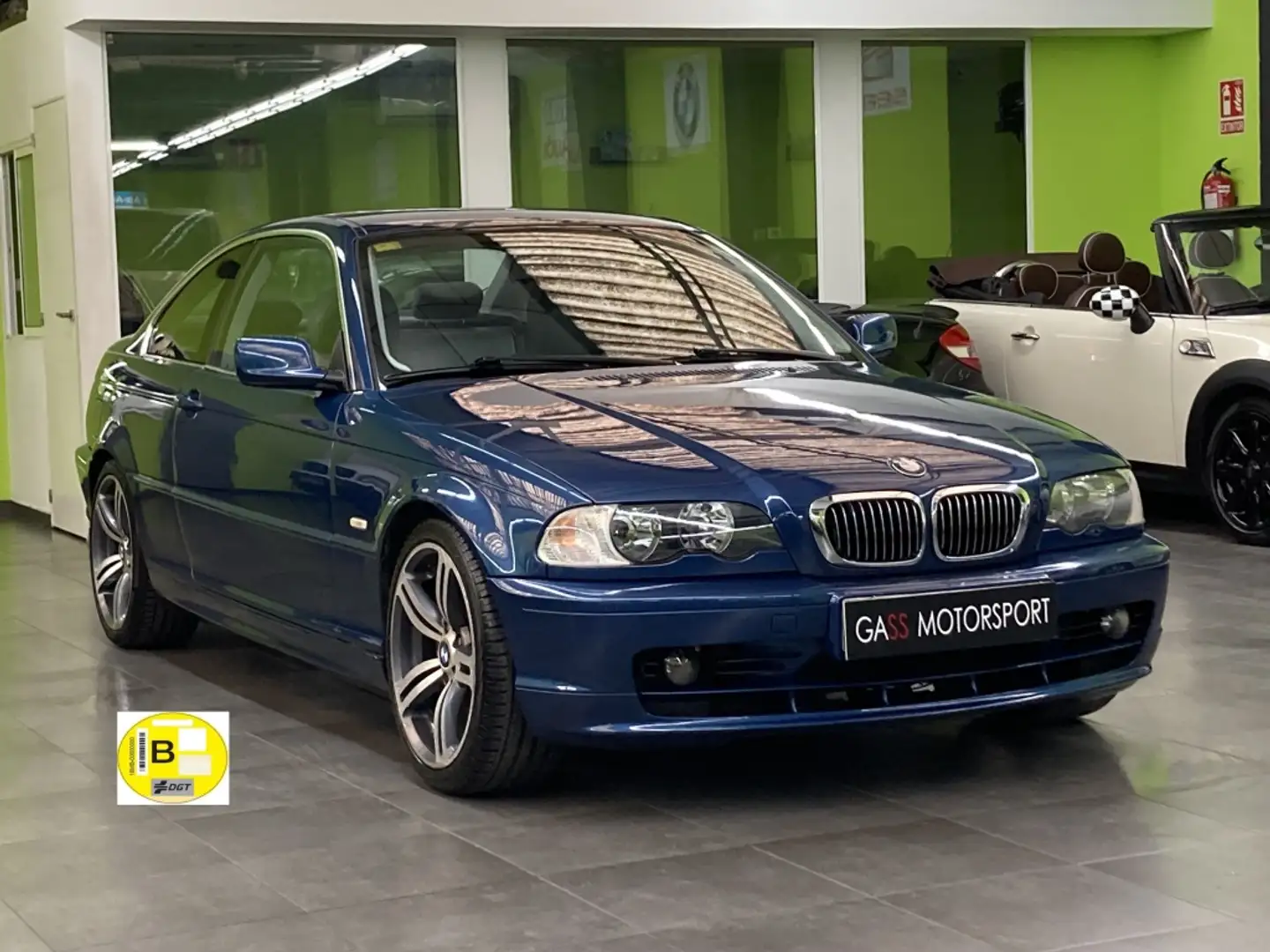 BMW 320 Ci Modrá - 2