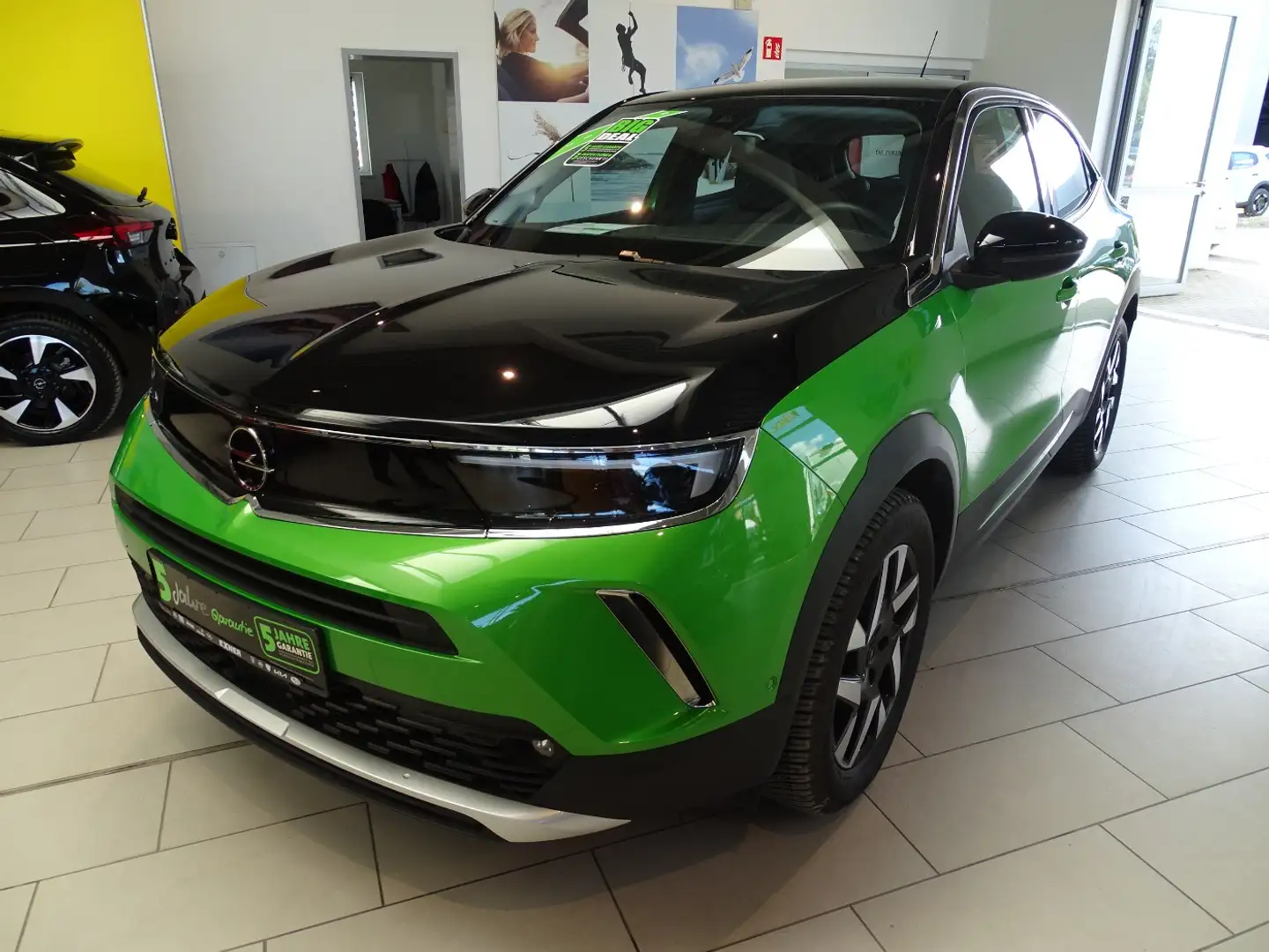 Opel Mokka 1.2 Turbo ELEGANCE Navi+SHZ+Winterp.+Kam. Groen - 2