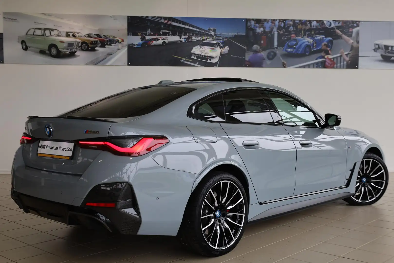 BMW i4 M50 High Executive | M Sportpakket Pro | Glazen sc Grijs - 2