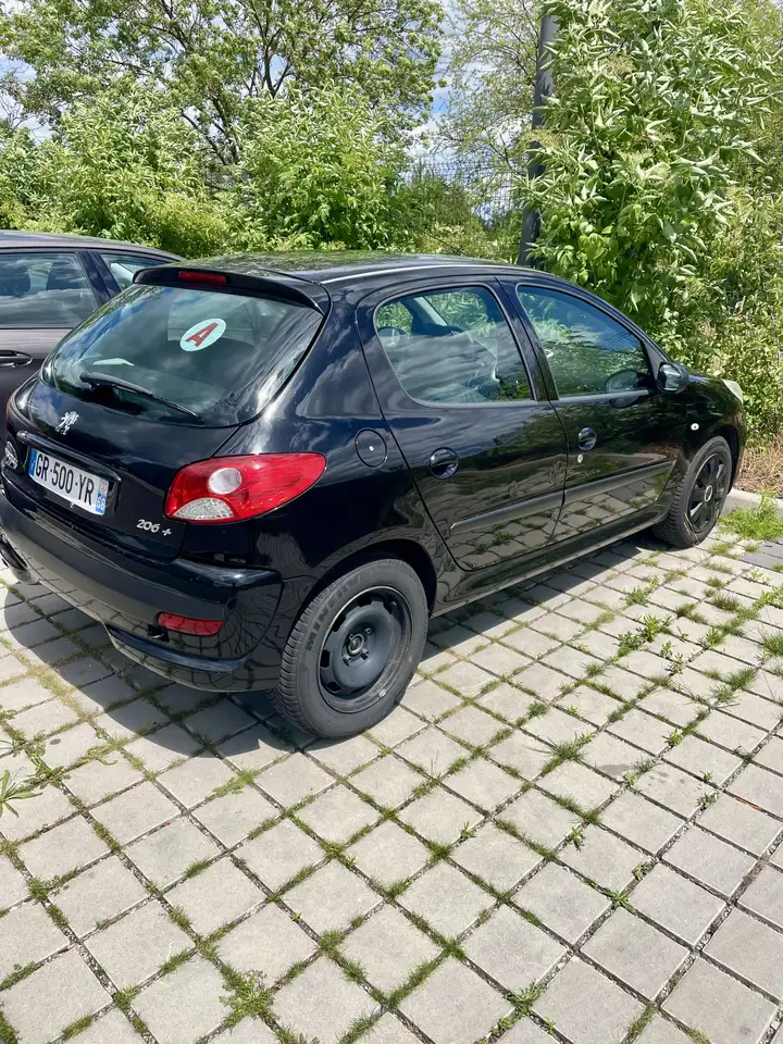 Peugeot 206 + 1.4e 75ch Urban